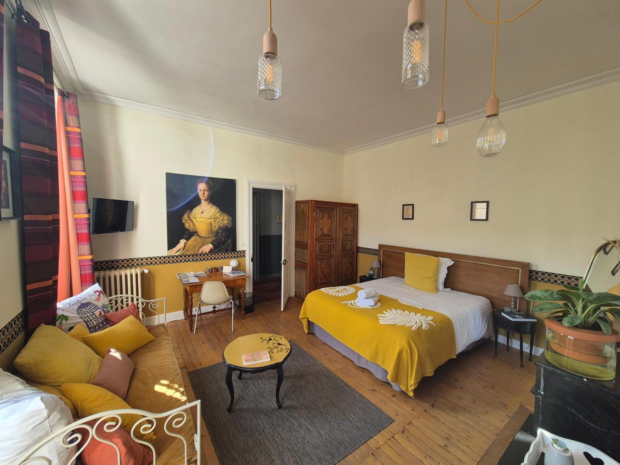 H De Surgeres Bed & Breakfast Dış mekan fotoğraf
